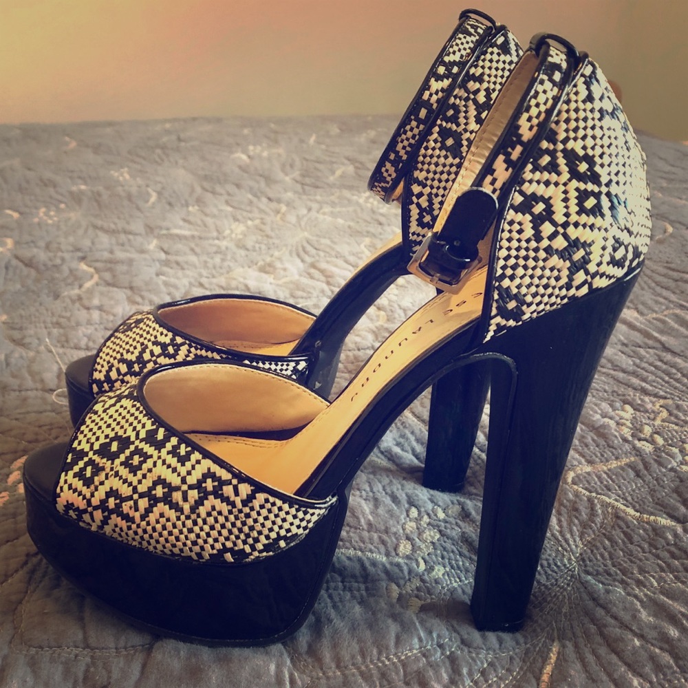 Chinese Laundry Platform Heels
